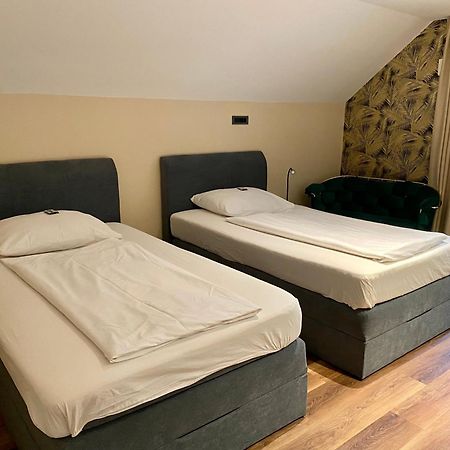 Boutique Hotel Zbilje エクステリア 写真