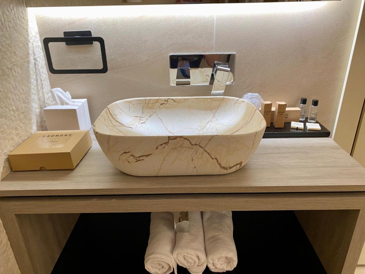 Boutique Hotel Zbilje エクステリア 写真