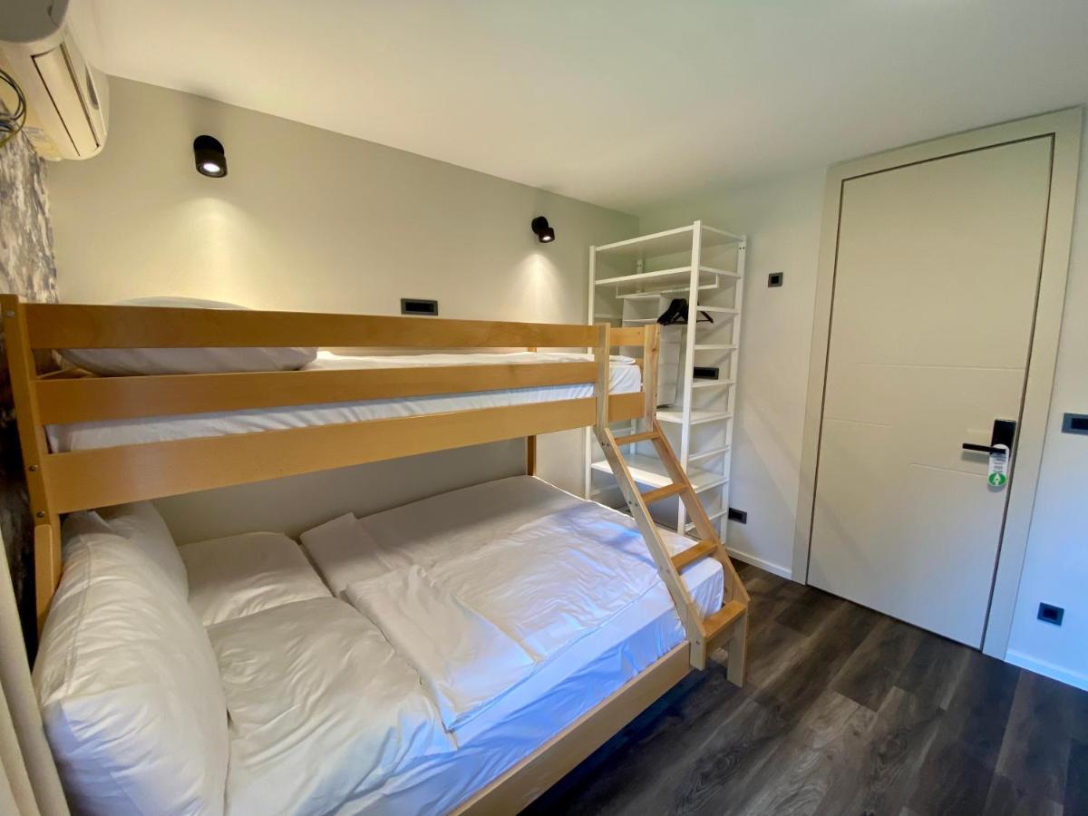 Boutique Hotel Zbilje エクステリア 写真