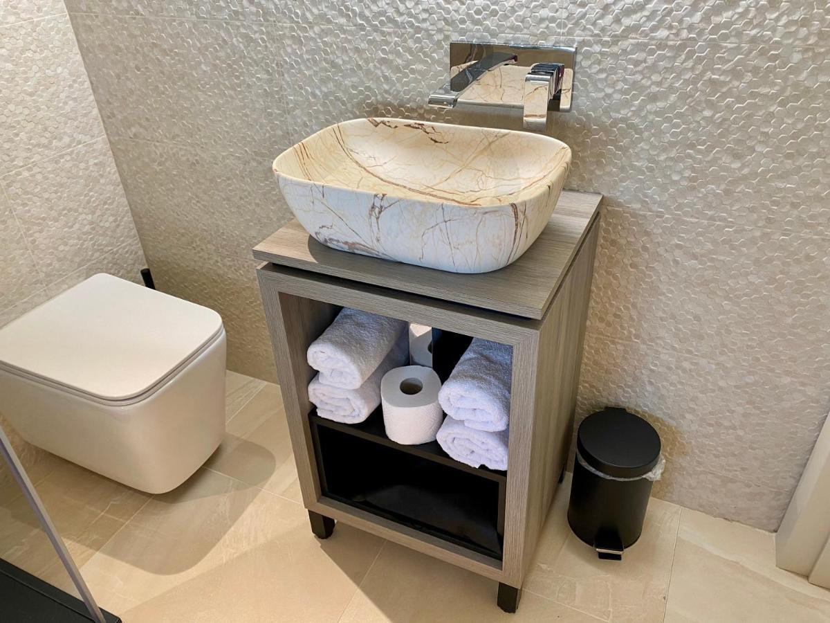 Boutique Hotel Zbilje エクステリア 写真