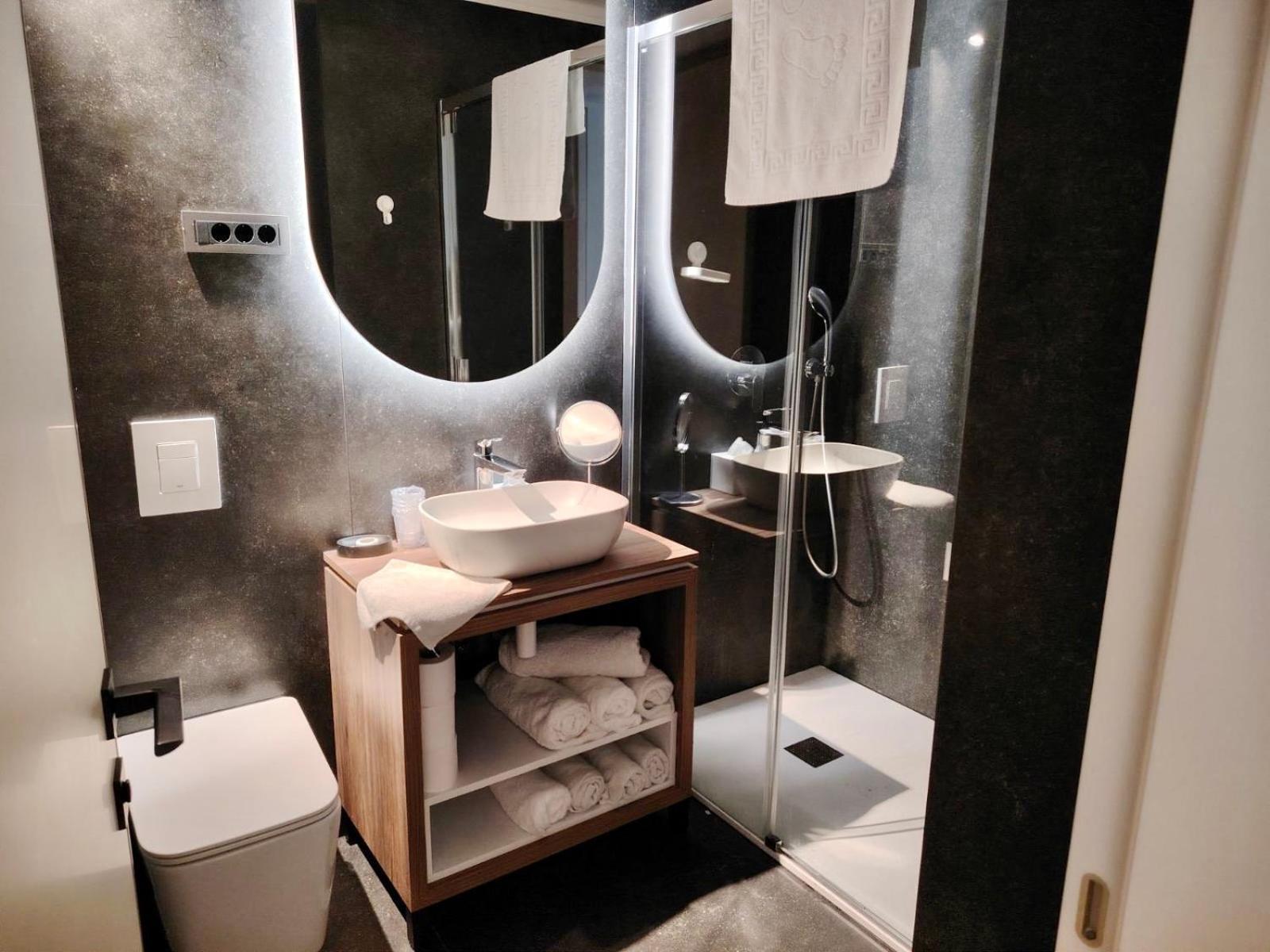Boutique Hotel Zbilje エクステリア 写真