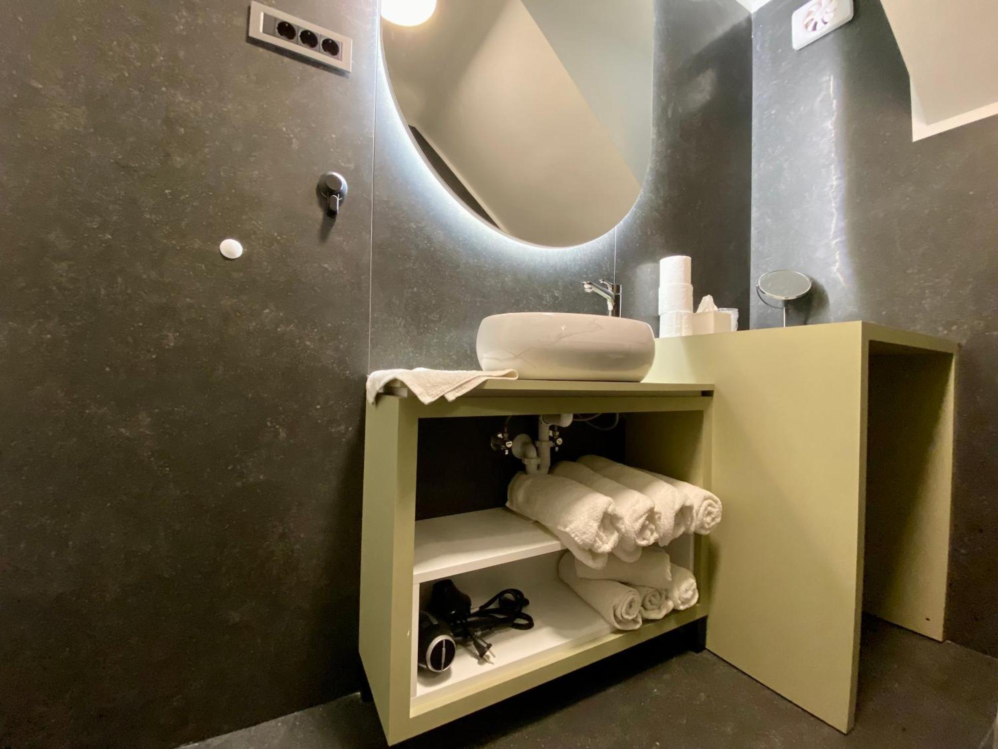Boutique Hotel Zbilje エクステリア 写真